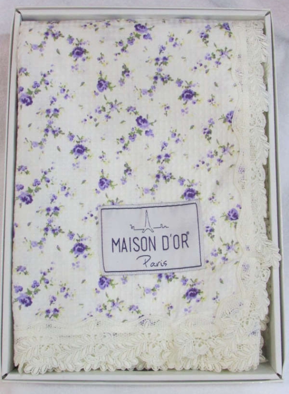 Maison D'or Roses покривало вафельне з мереживом 220x240см