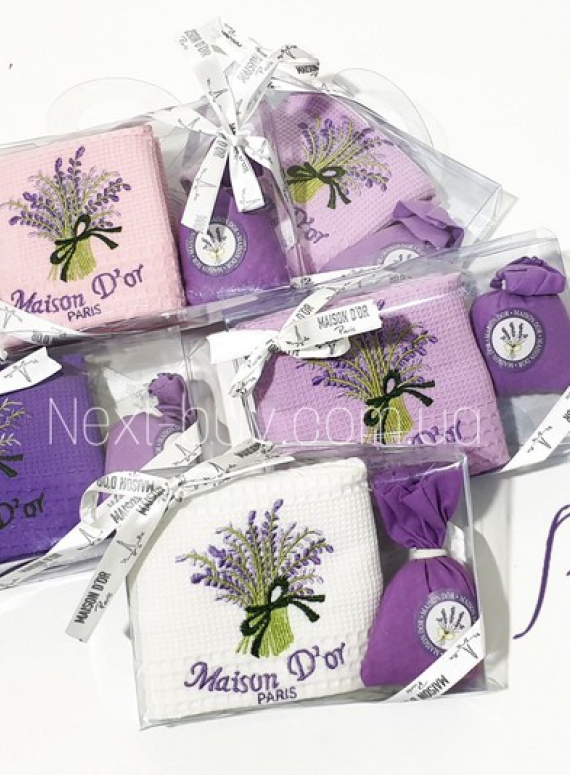 Maison D`or Lavanta подарочный набор полотенце 1шт 50х70 с саше фиолетовый