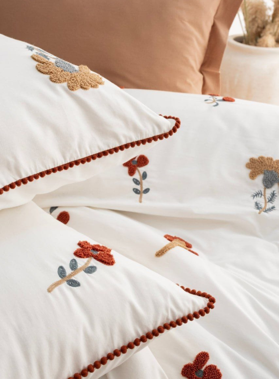 Постільна білизна Saheser Zaira євро 200х220 бавовна з вишивкою