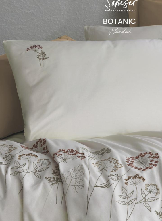 Постільна білизна Saheser Botanic bej євро 200х220 бавовна з вишивкою