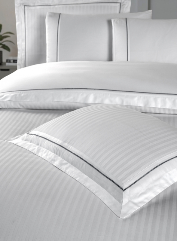 Постільна білизна Orcella White La Romano premium сатин Євро 200×220