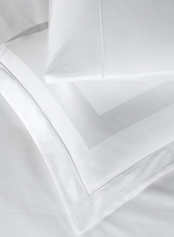 Постільна білизна Montova White La Romano premium сатин Євро 200×220