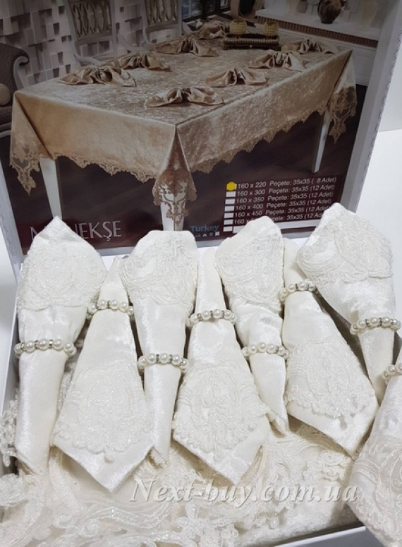 Кремовая бархатная скатерть для стола 160х220 с салфетками 8 шт Турция