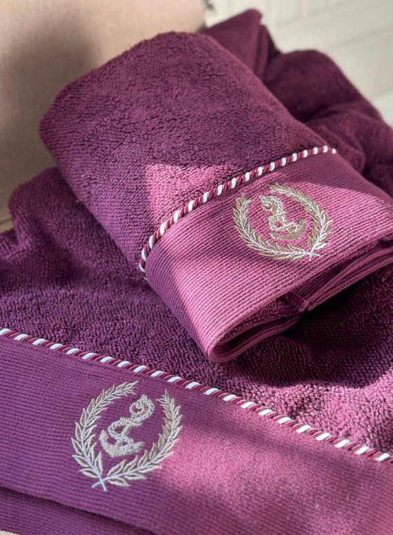 Махровий рушник Maison D'or Michel Sailing 50х100см бордовий