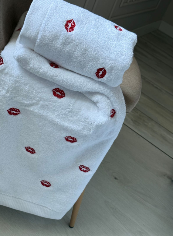 Махровий рушник для обличчя Cestepe Lips white-red 50х90 Туреччина