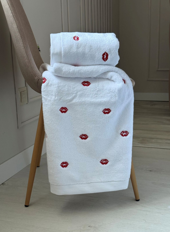 Махровий рушник для бані Cestepe Lips white-red 70х140 Туреччина