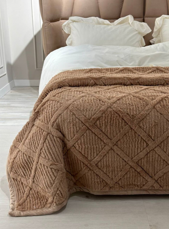 Велюрове стьобане покривало Colorful коричневе євро 200х230