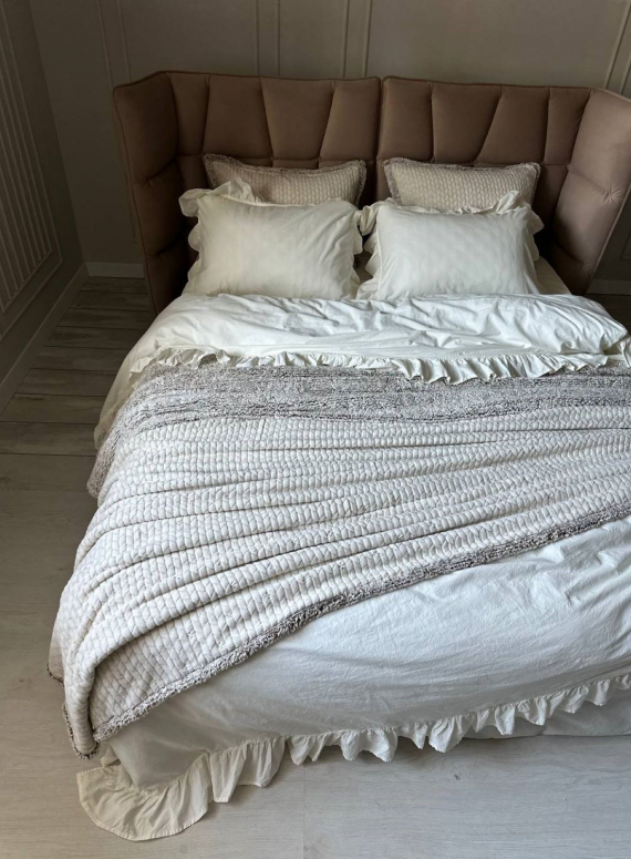 Двохстороннє тепле і м'яке покривало з наволочками Mosaic bej 220х260