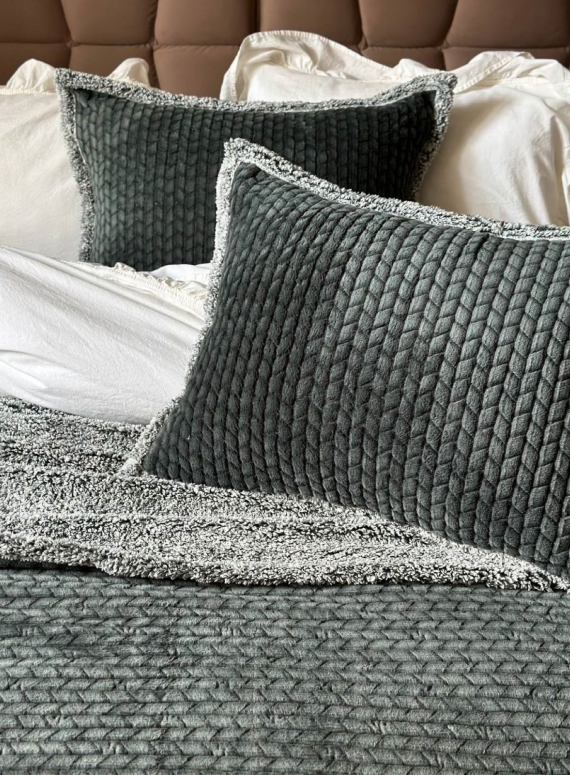 Двохстороннє тепле і м'яке покривало з наволочками Mosaic haki 220х260