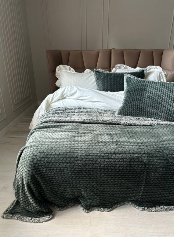 Двохстороннє тепле і м'яке покривало з наволочками Mosaic haki 220х260