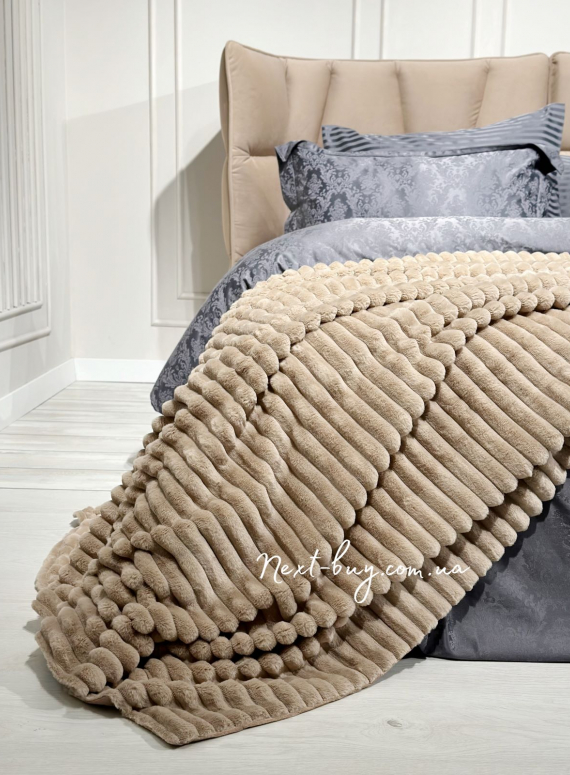 Теплый, плюшевый плед Colorful шарпей бежевый полуторный 160х210