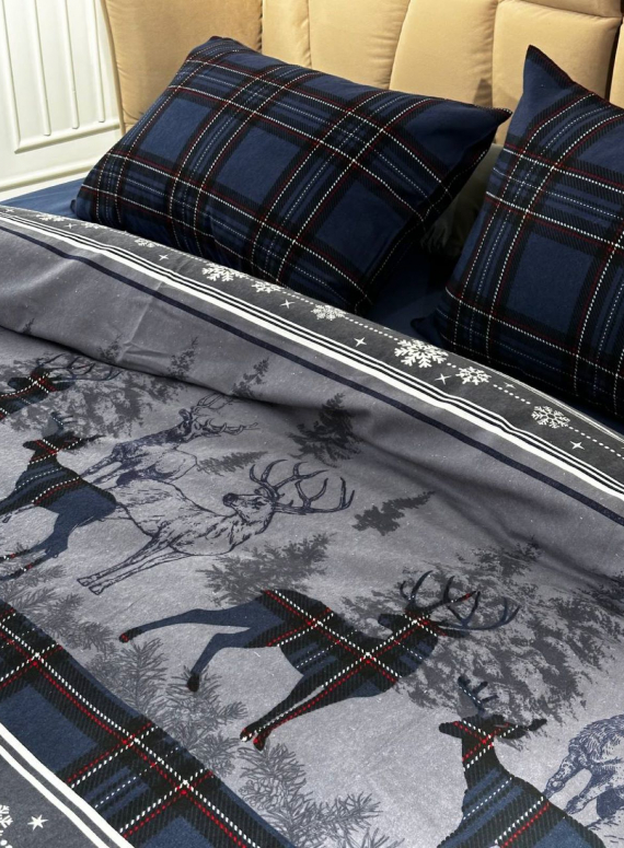 Постільна білизна з простирадлом на резинці First Choice Flannel Happiness Navy Blue євро