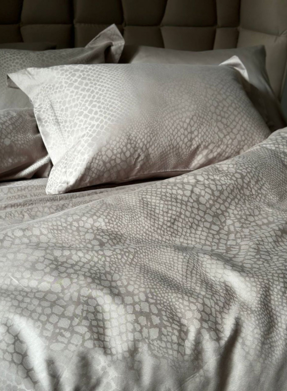 Постельное белье Saheser Austin bej евро 200х220 сатин-жаккард