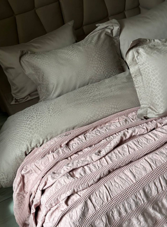 Постельное белье Saheser Austin bej евро 200х220 сатин-жаккард