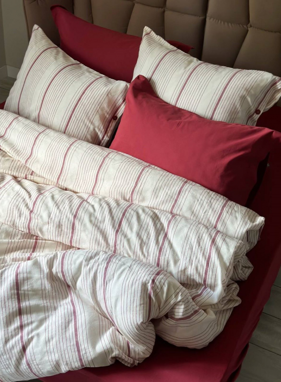 Постельное белье Saheser Avva red евро 200х220