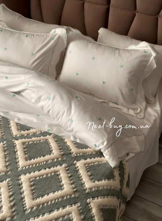Maison D'or Les Coeurs cream-mint постільна білизна євро 200х220 сатин з аплікацією з сердечок