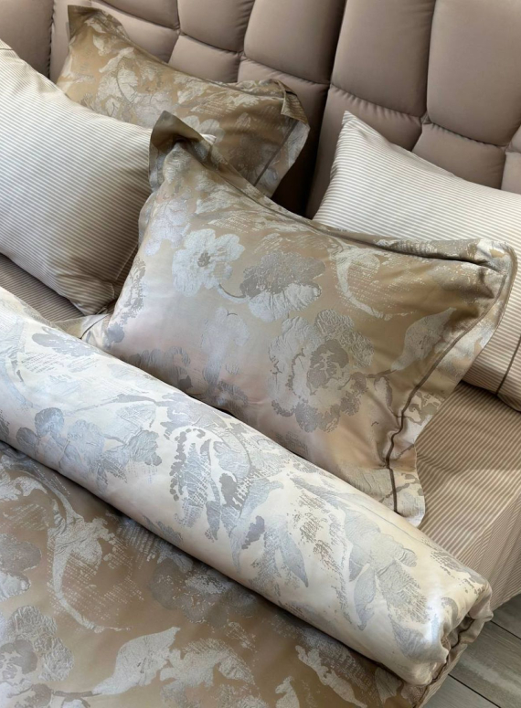 Постільна білизна Maison D'or Ambre gold євро 200х220 тенсел