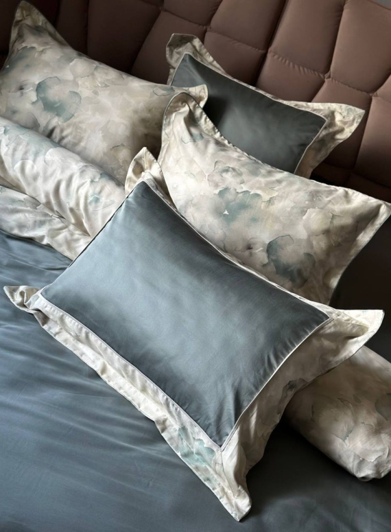 Постільна білизна Rivano Moonmist La Romano єгипетська бавовна/сатин з вишивкою євро 200х220