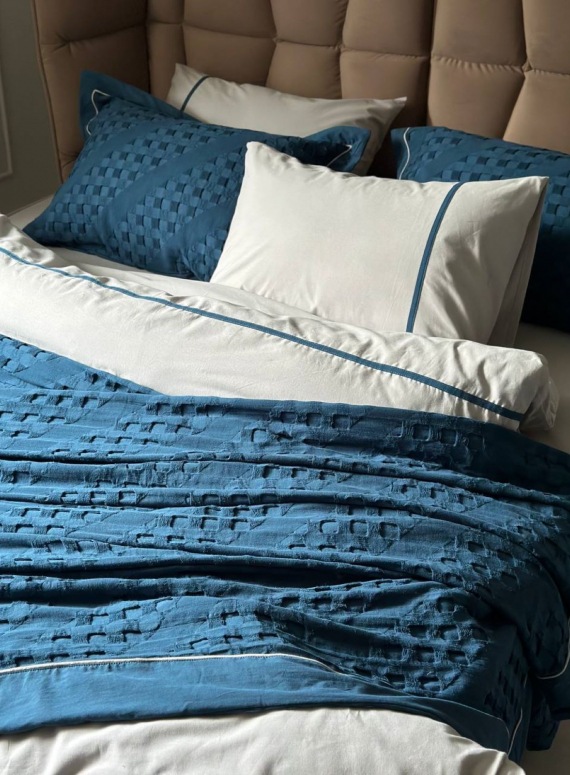 Постільна білизна з піке Saheser Helen blue євро 200х220