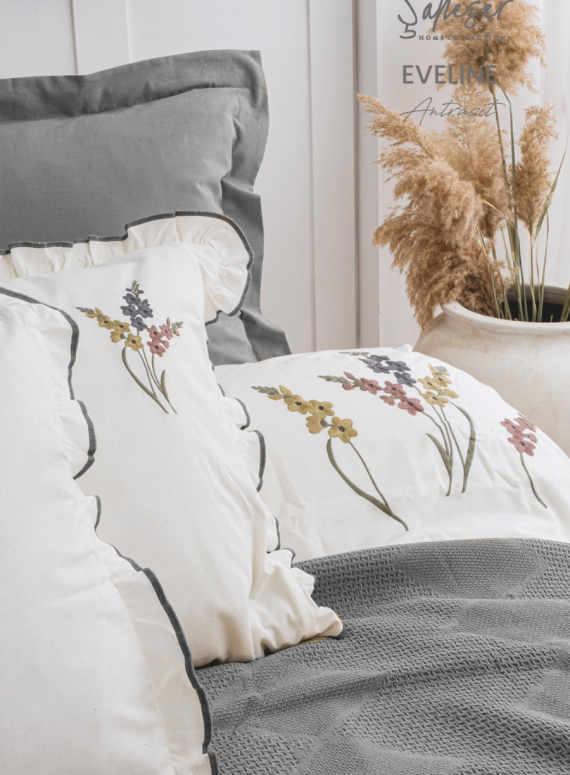 Постільна білизна з вишивкою і піке Saheser Eveline antrasit євро 200х220