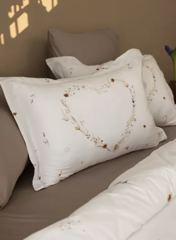 Постельное белье First choice Bloomy 3D Satin евро 200х220