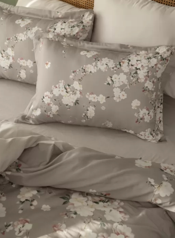 Постельное белье First choice Elina 3D Satin евро 200х220