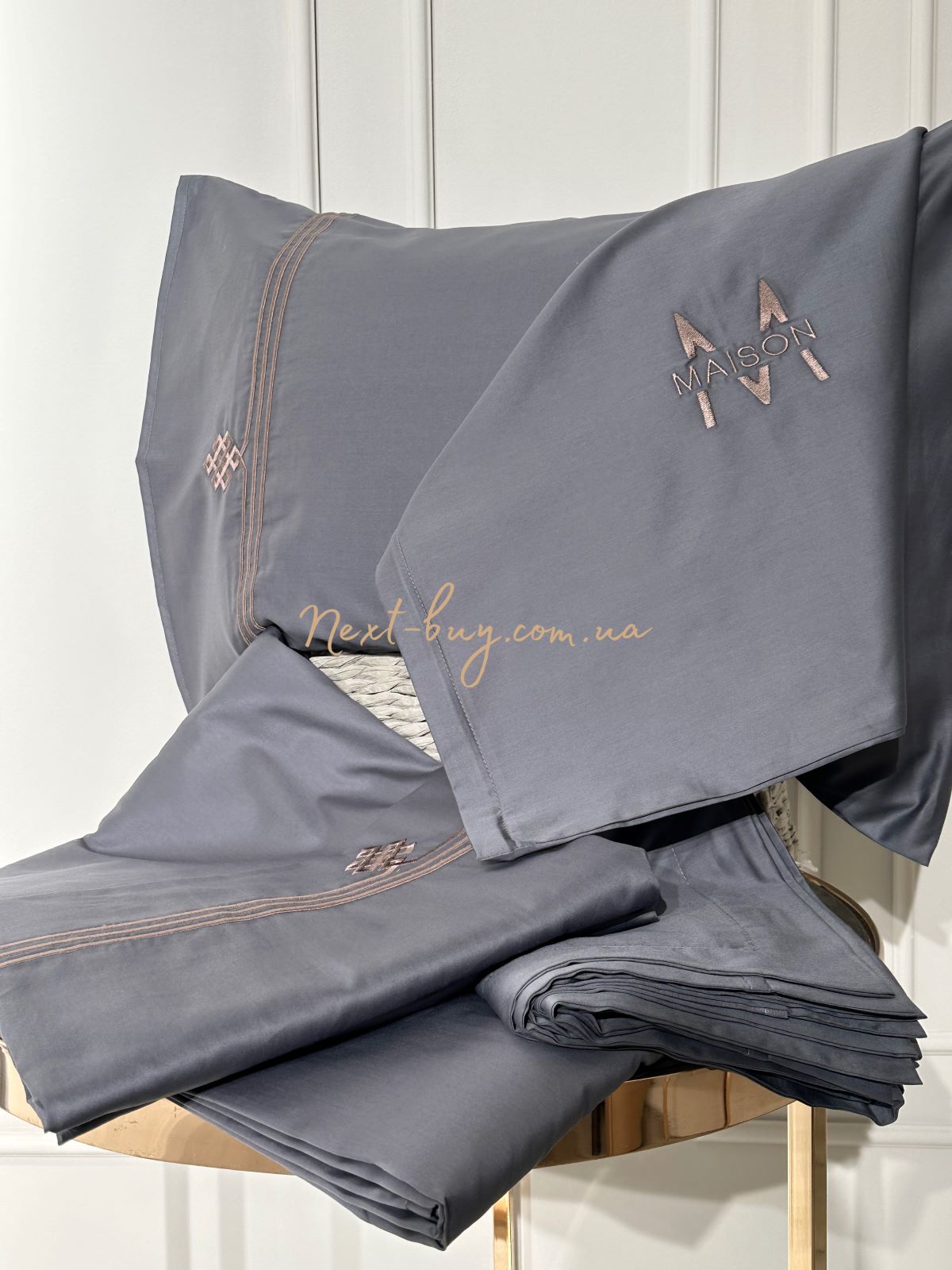 Постільна білизна Maison D'or Maison Deluxe grey-beige 200x220см сатин з вишивкою