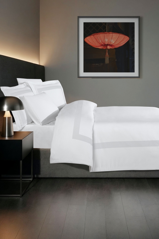 Постільна білизна Montova White La Romano premium сатин Євро 200×220