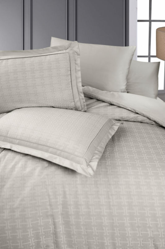 Постільна білизна First choice Darcell Beige (250 TC Satin) евро 200х220