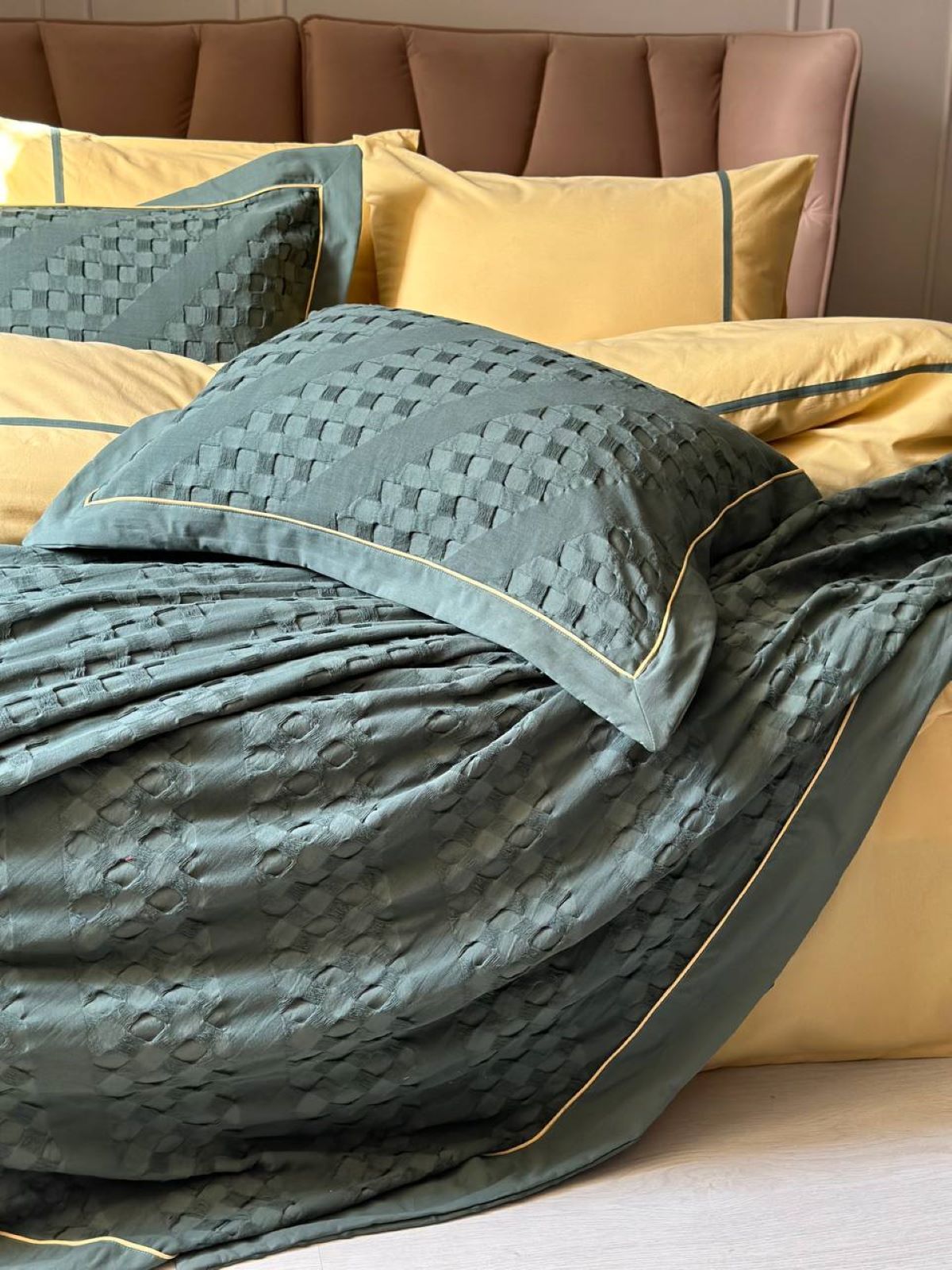 Постільна білизна з піке Saheser Helen green євро 200х220