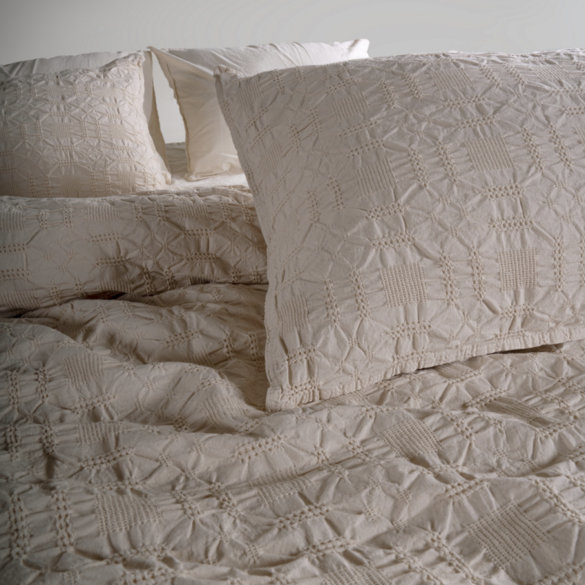 Ексклюзивна постільна білизна Limasso Kristal Naturel 200x220 з вареної бавовни