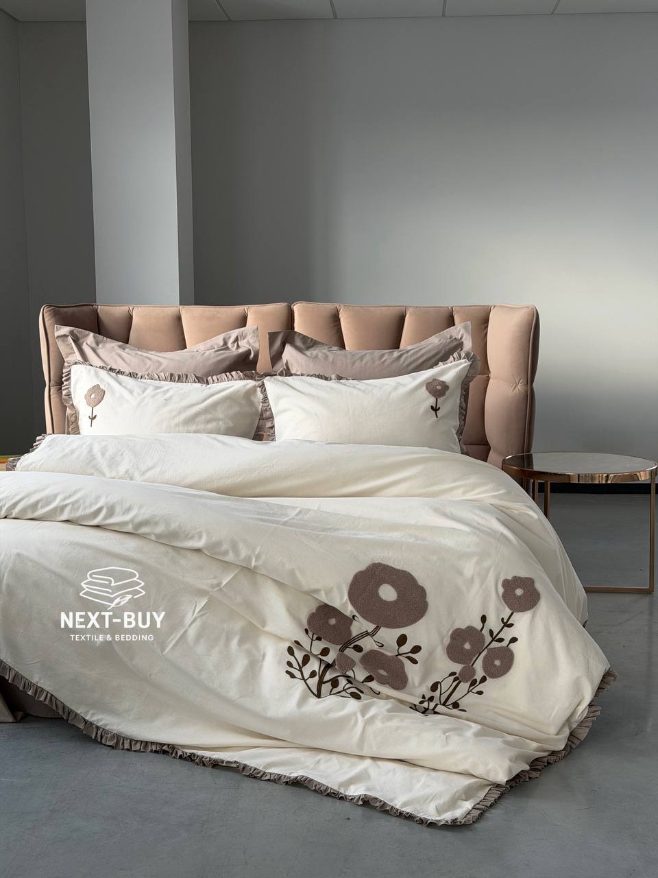Постільна білизна Saheser Alessa Bej євро 200х220 з вишивкою