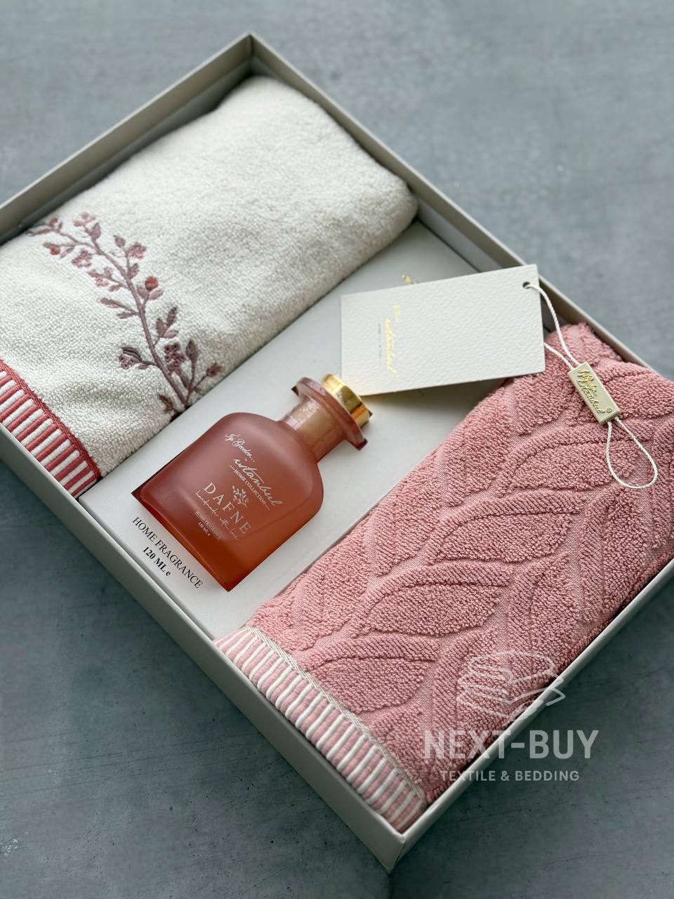 Подарунковий набір рушників з аромадифузором Dafne Oda Kokulu Istanbul, Туреччина