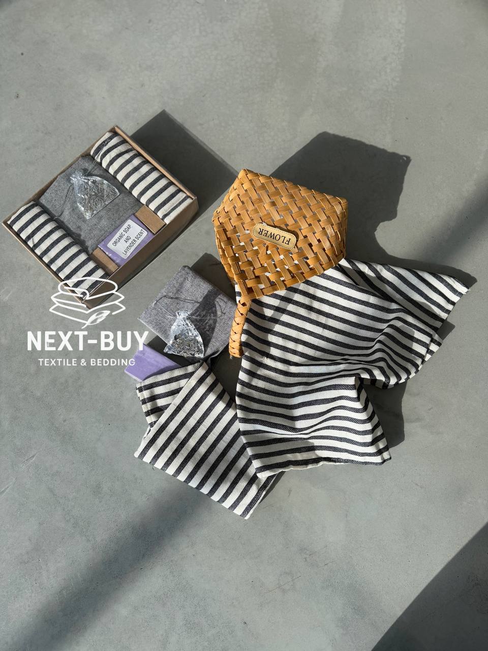 Подарунковий набір кухонних рушників Mercan Rose Black&White з ароматом лаванди 40х60 (Туреччина)