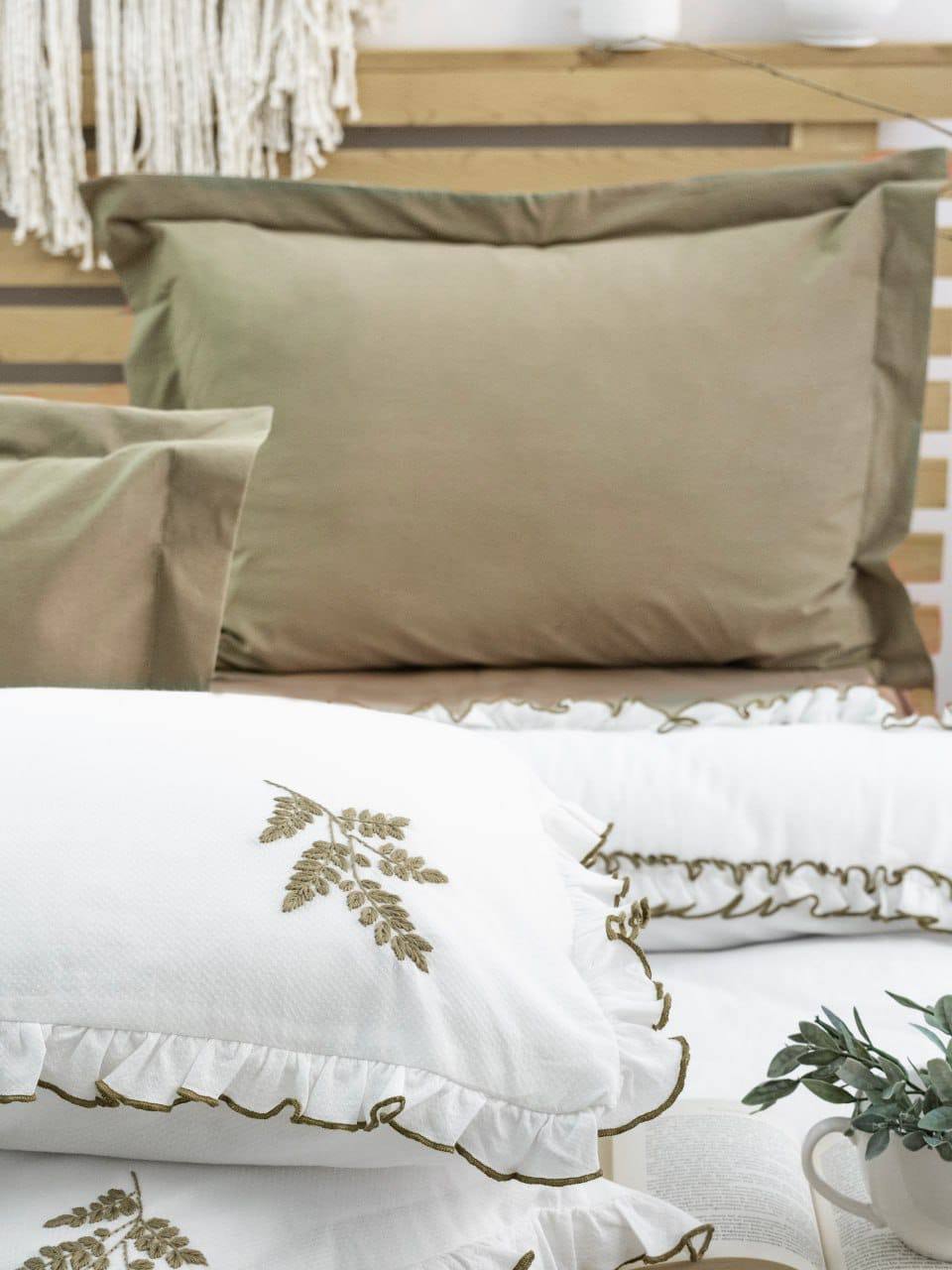 Постільна білизна Saheser Nova Haki євро 200×220 з вареної бавовни з вишивкою, Туреччина