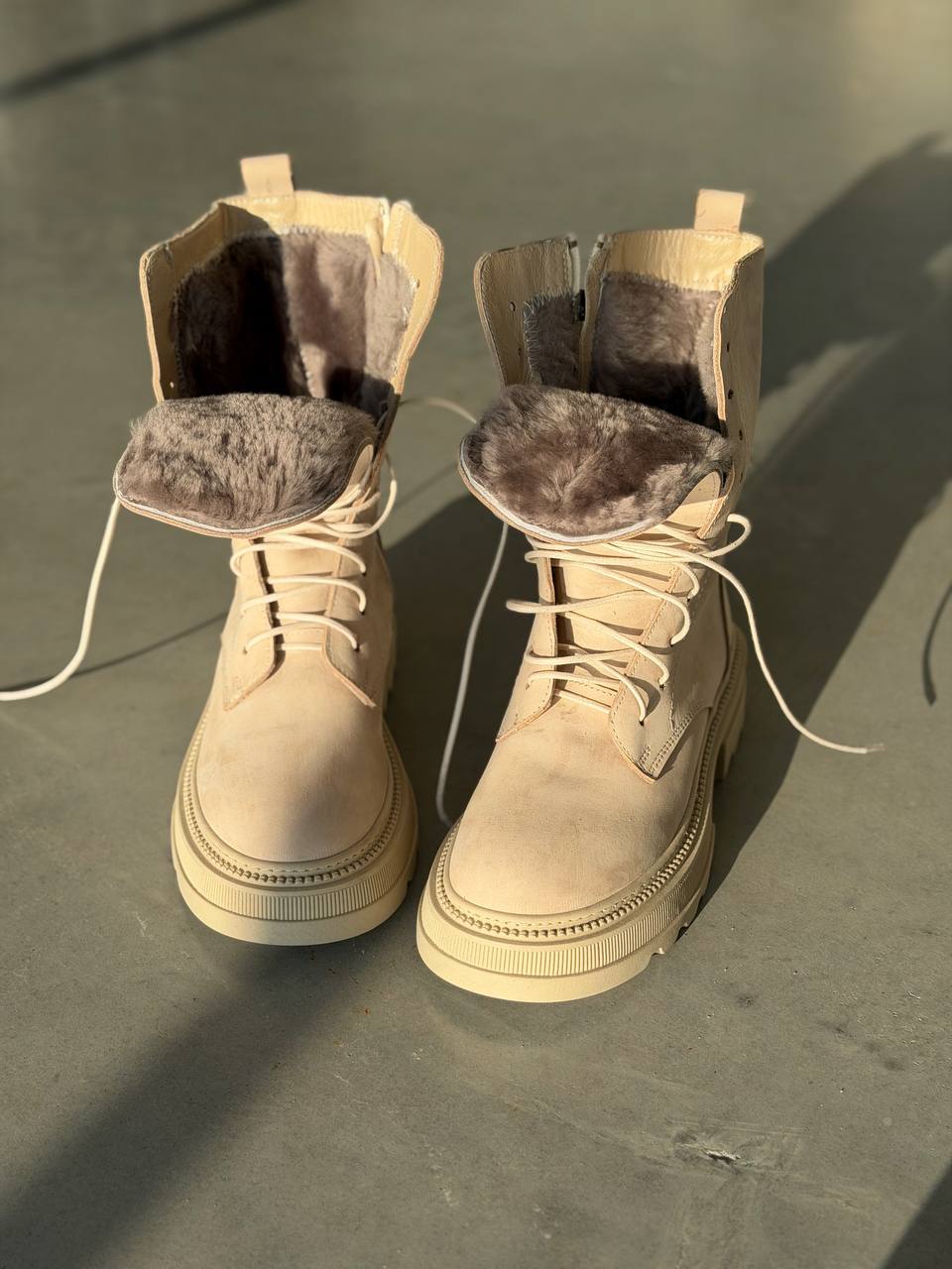 Жіночі зимові шкіряні черевики з натуральним хутром, світлі (євро зима) Step