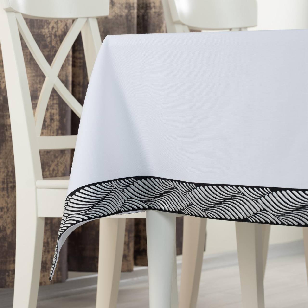 Скатертина для столу TABE Alba 150х220 Туреччина