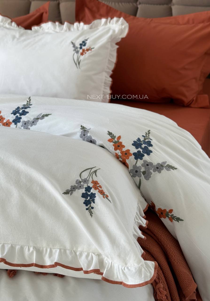 Постільна білизна з вишивкою і піке Saheser Eveline Turkuasu євро 200х220