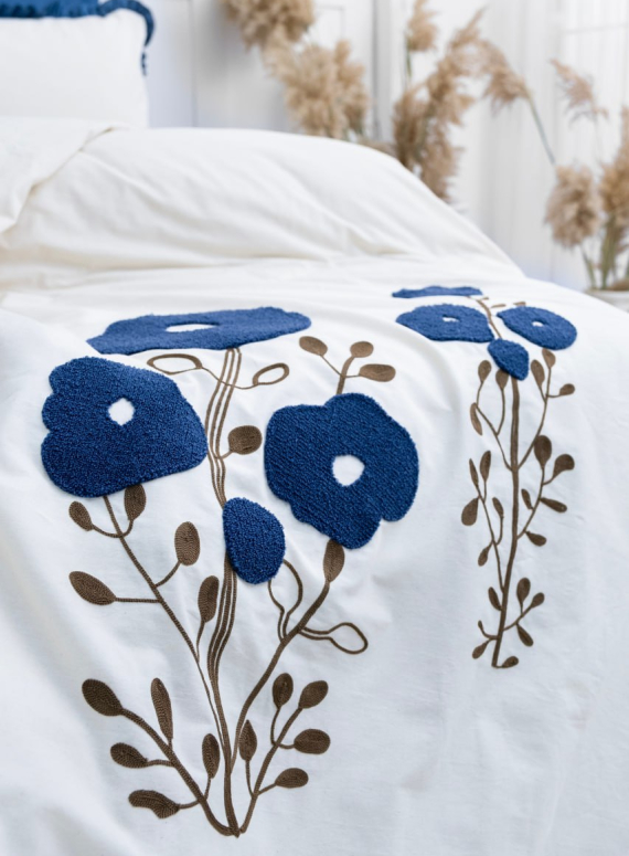 Постільна білизна Saheser Alessa Lacivert євро 200х220 з вишивкою