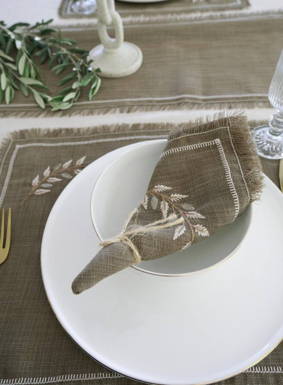 Скатертина 160×220, ранер та 6 серветок з вишивкою OLIVE EARTH Istambul Туреччина