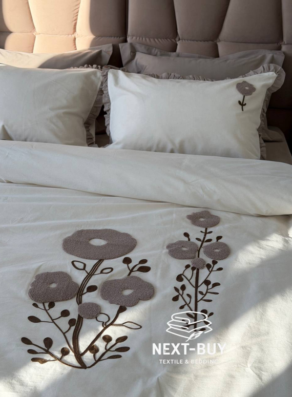 Постільна білизна Saheser Alessa Bej євро 200х220 з вишивкою