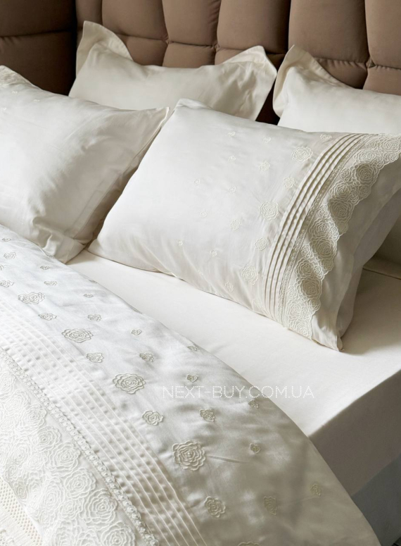 Maison D'or Roesia Estee Krem постільна білизна євро 200х220 сатин з вишивкою