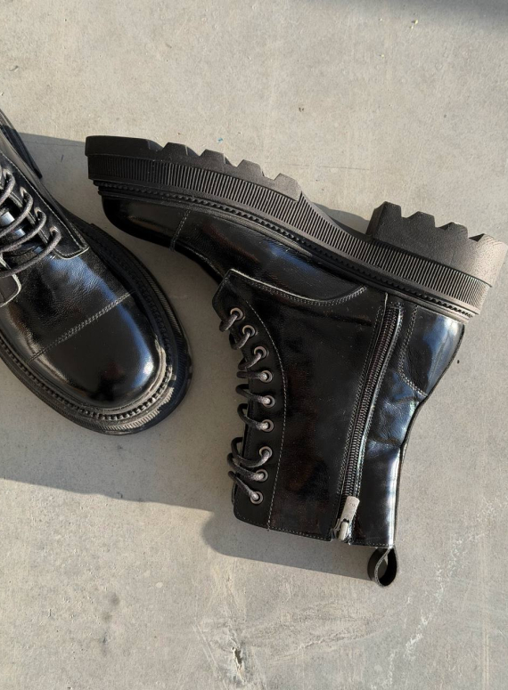 Жіночі Зимові шкіряні черевики з натуральним хутром, чорні (євро зима) Step