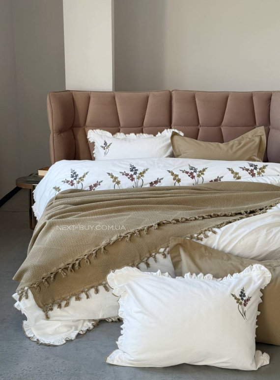 Постільна білизна з вишивкою і піке Saheser Eveline haki євро 200х220