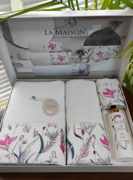 Набір махрових рушників La Maison Ada 3шт. + ароматичний спрей