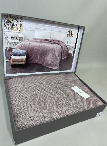 Diamond Emirgan в'язаний плед з аплікацією бузковий 220х240 Туреччина