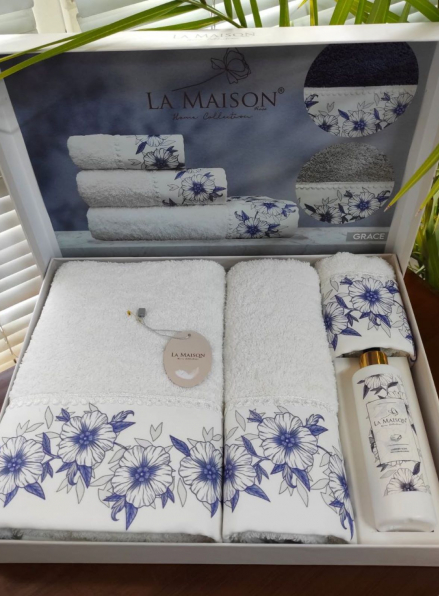 Набір махрових рушників La Maison Grace 3шт. + ароматичний спрей