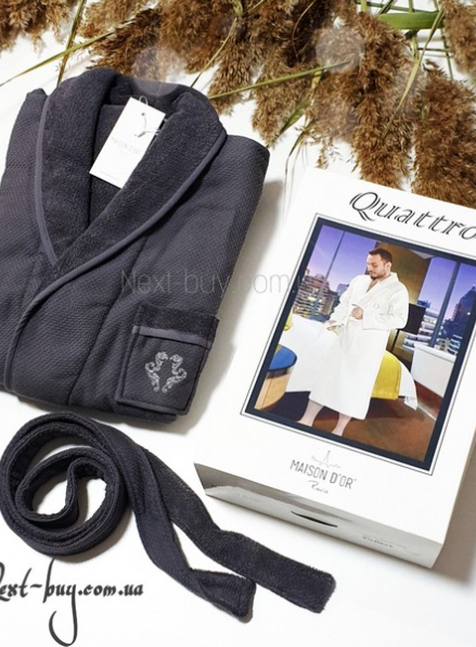 Мужской махровый халат Maison D'or Quattro с воротником серый