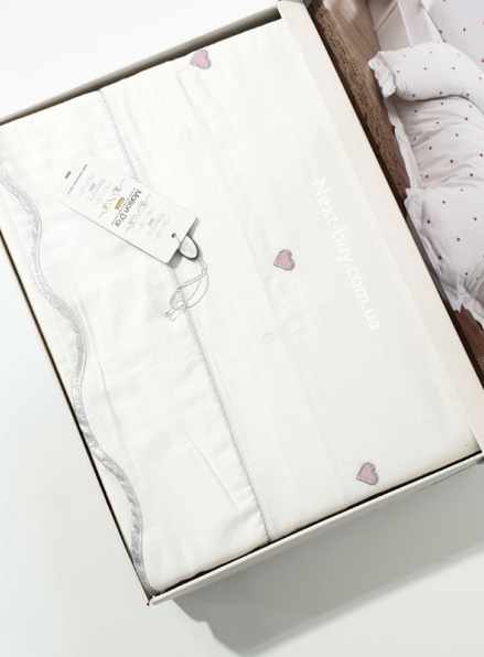 Maison D'or Les Coeurs ecru-dark lilac постельное белье евро 200х220 сатин с аппликацией из сердечек