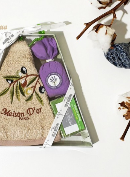 Maison D`or New Olive подарунковий набір рушник саше мило